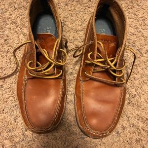 Sperry chukka boots